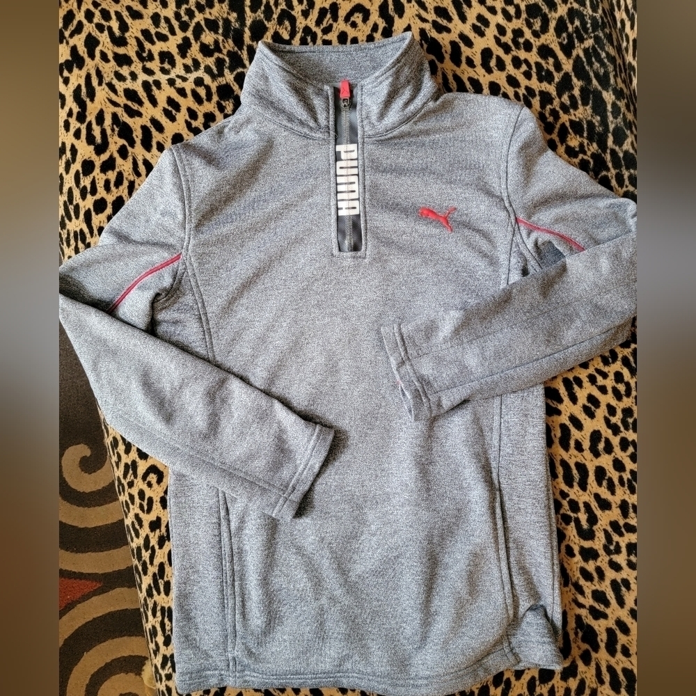 𝅺PUMA sweatshirt